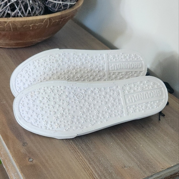 👟 Nintendo Super Mario Kids Sneakers – Size 5, NWT, Cartoon Character Design - Picture 10 of 16